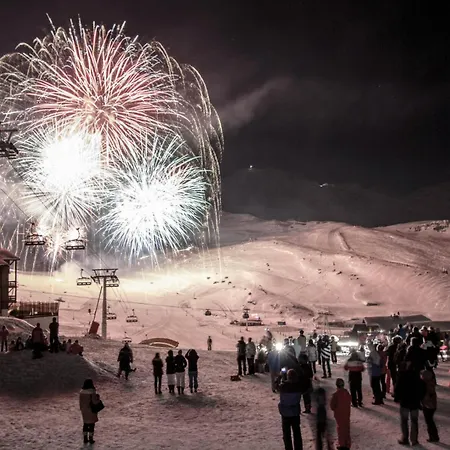 Arcelle - Location: En Plein Centre De La Station Mae-9104 Lägenhet