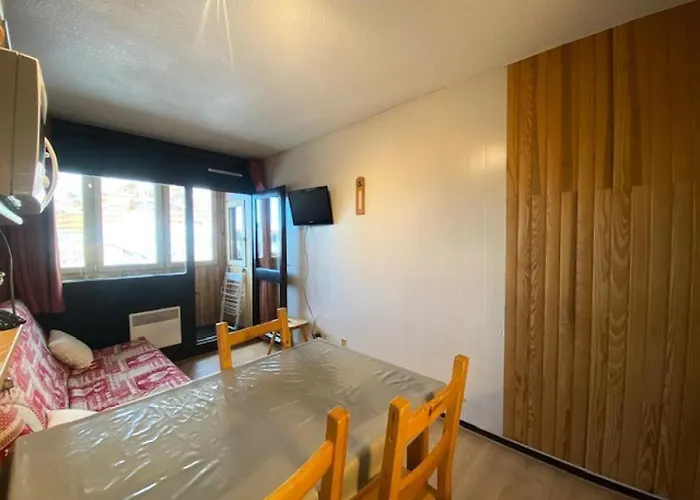 Arcelle - Location: En Plein Centre De La Station Mae-9104