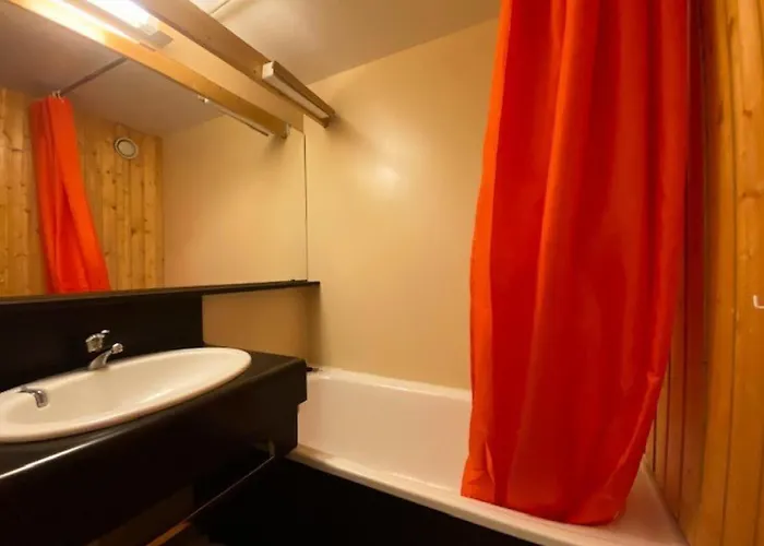 Arcelle - Location: En Plein Centre De La Station Mae-9104 شقة *